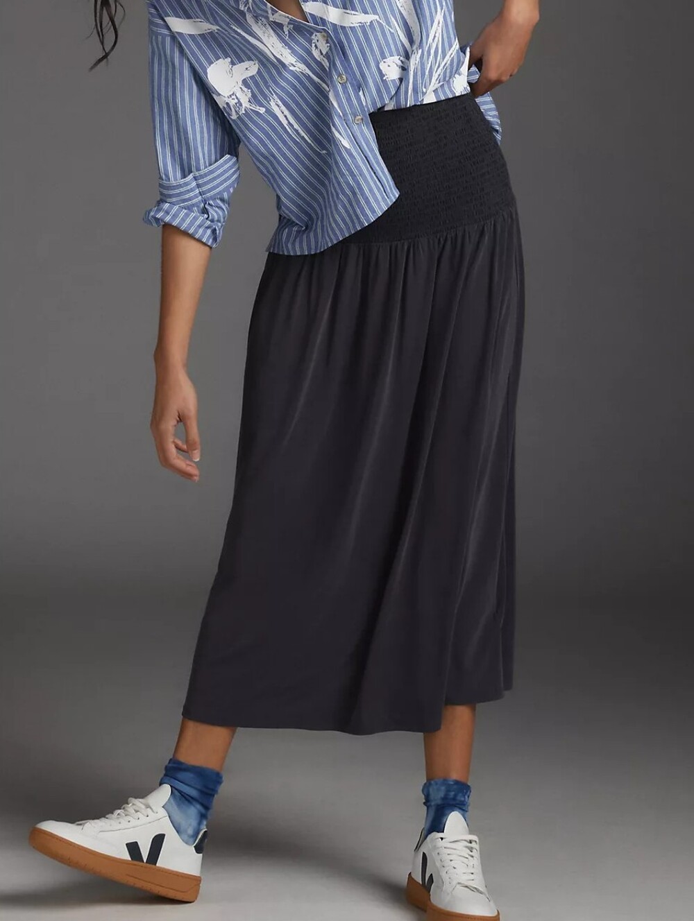 Anthropologie Martha Smocked Maxi Skirt Drop Waist Dark Gray Size XS 90s Minimal